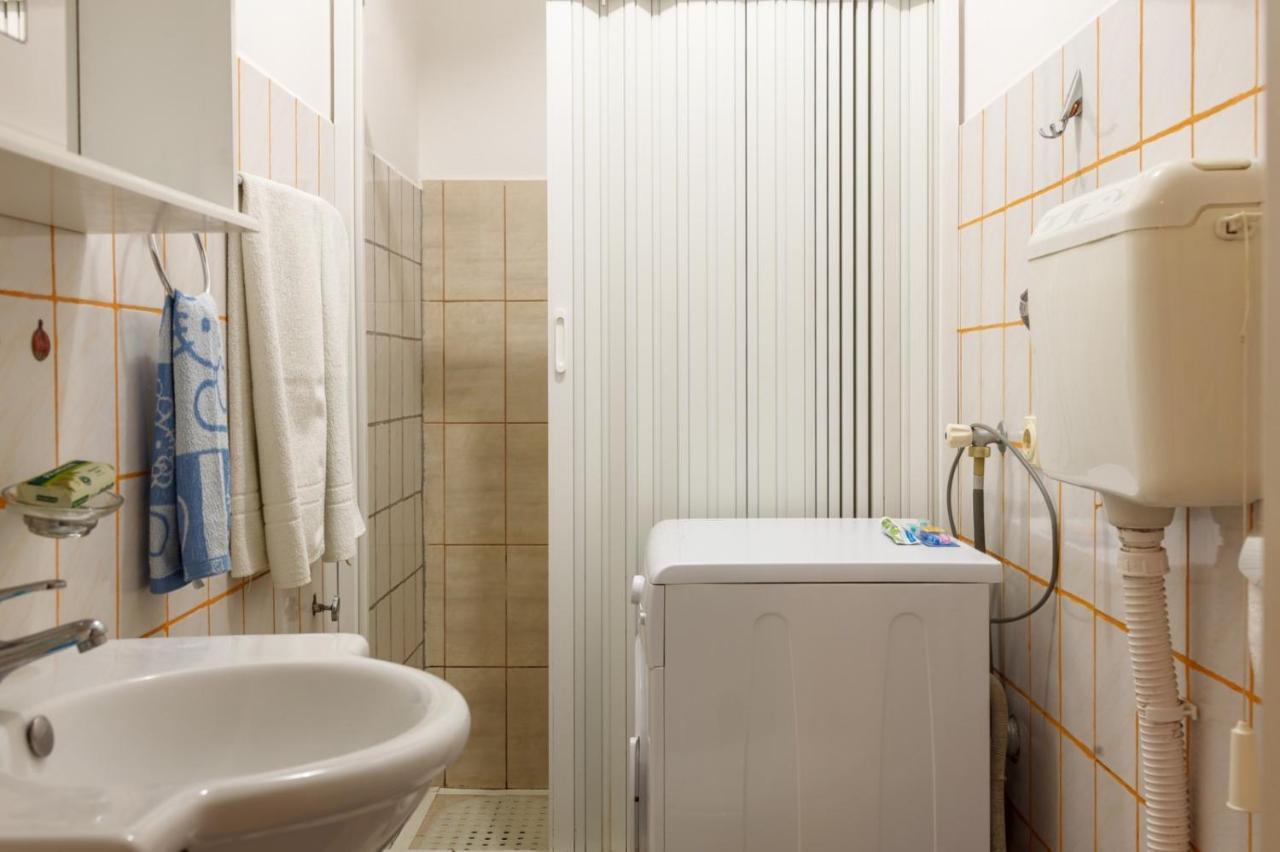 Apartmani Capi Голубац Стая снимка